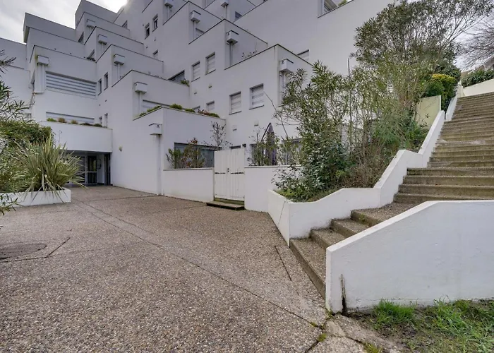 Perlieres- Proche De La Et Centre *